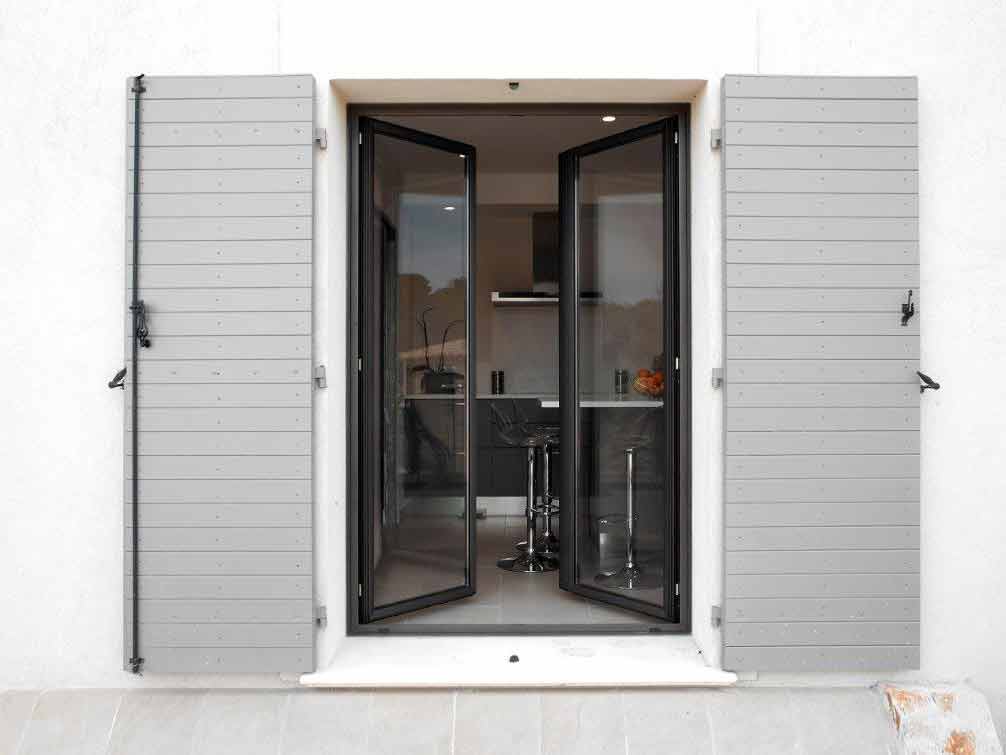 PORTE FENÊTRE EN PVC